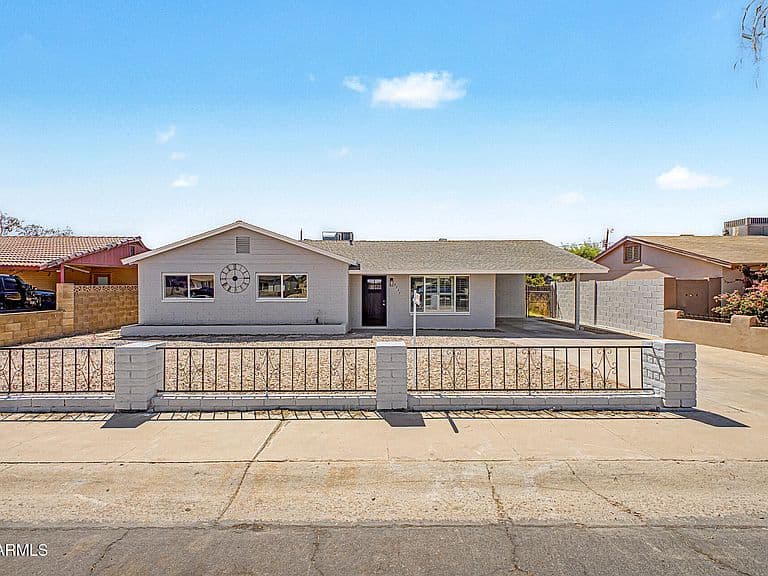 4937 W SIERRA VISTA Drive photo 1