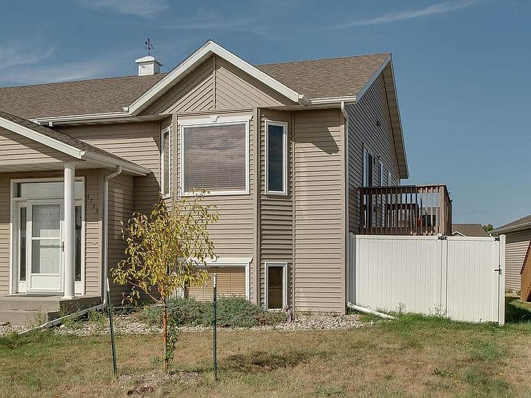 4793 Harvest Dr S photo 2