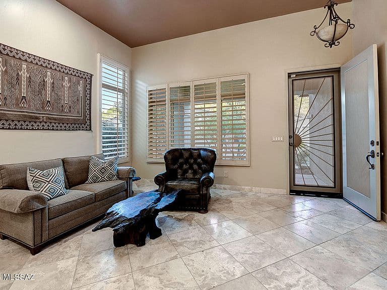 4318 N Sunset Cliff Dr photo 4