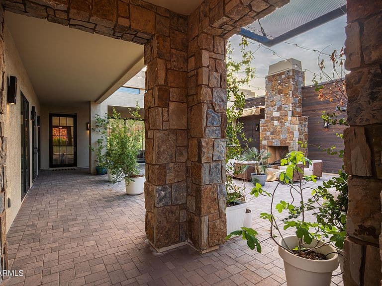 45 SETTLER Lane photo 4