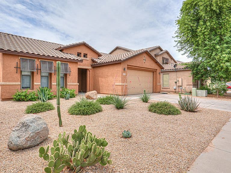 45519 W MORNING VIEW Lane photo 2