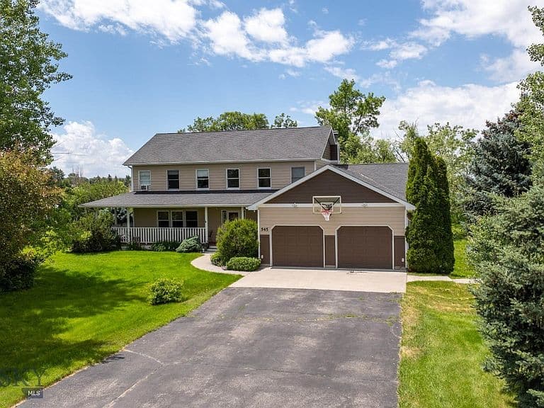 545 Mary Rd photo 2