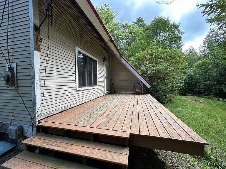 194 Bartley Road photo 4