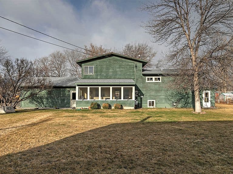 322 Lorraine Ln photo 3