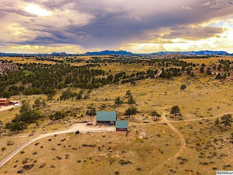 1384 Curt Gowdy Dr photo 4