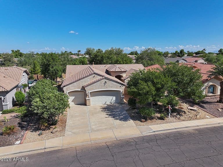 2770 E BUENA VISTA Drive photo 1