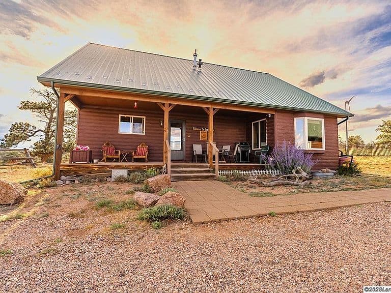 1384 Curt Gowdy Dr photo 2
