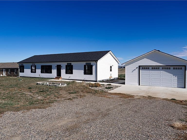 3621 Lynette Ln photo 3