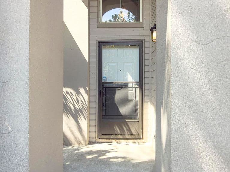 2301 N Swainson Ave photo 4