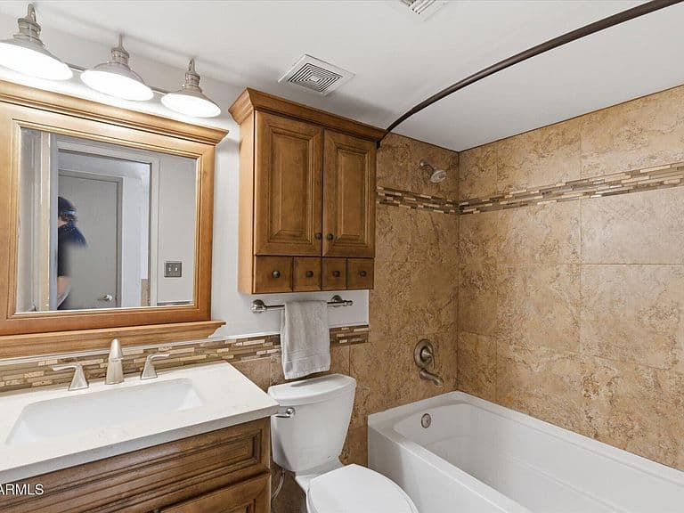 3702 W ASTER Drive photo 4