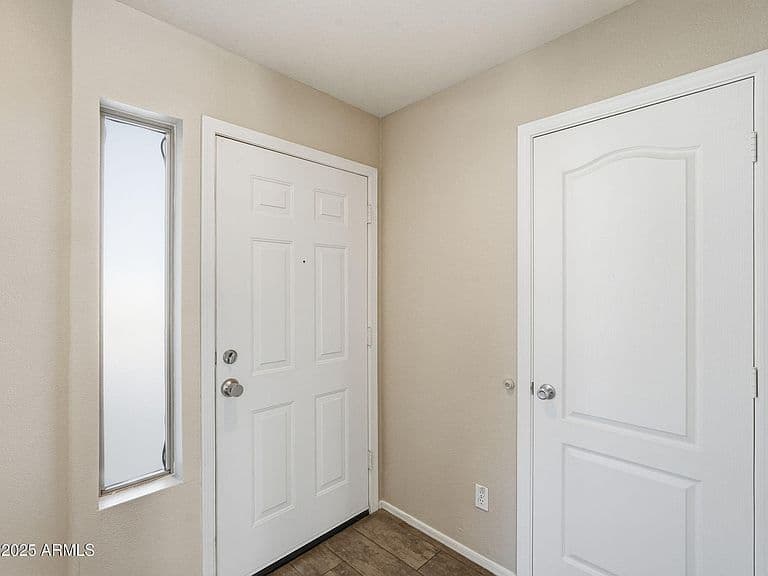 11135 E Catalina Ave photo 4