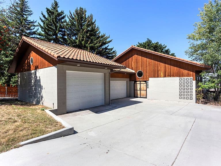 110 Rimrock Way photo 1