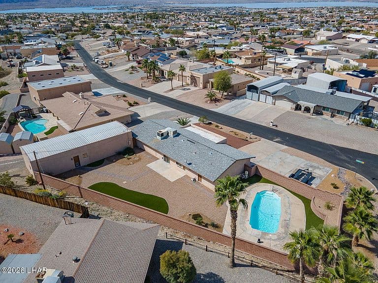 2714 Stingray Ln photo 2