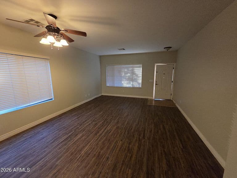 33602 N COBBLE STONE Drive photo 2