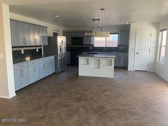 7815 W Lees Ferry Ct photo 4