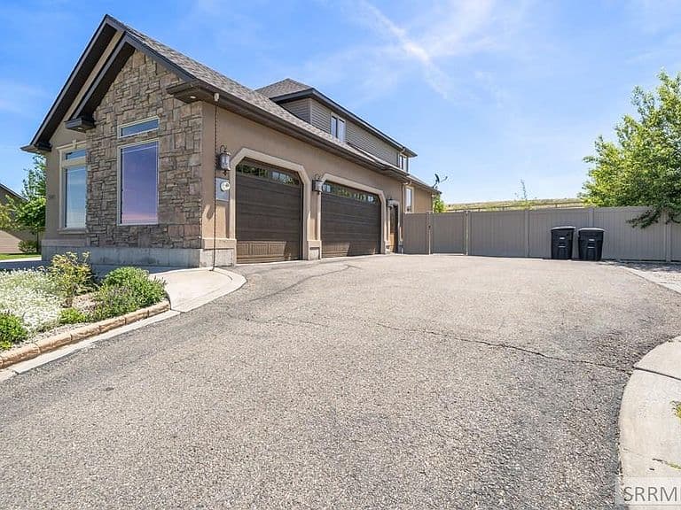 3543 S Boulder Creek Ln photo 2