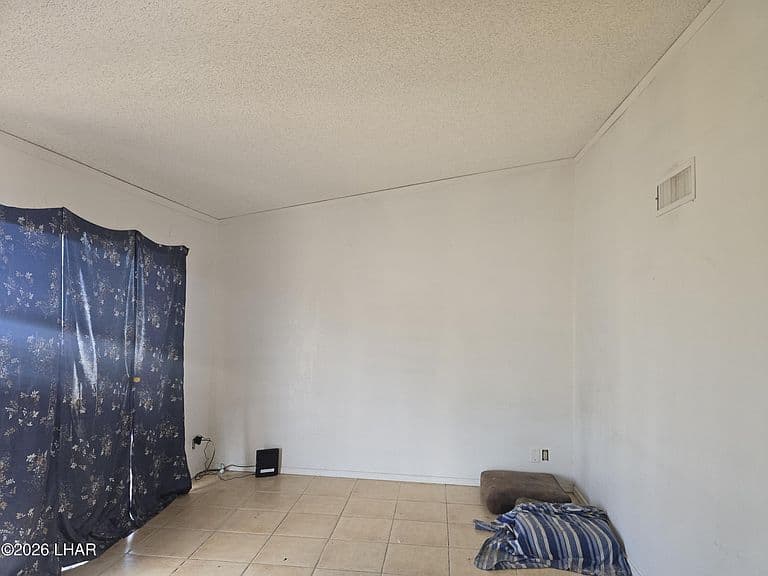 2390 Alpine Ln photo 3