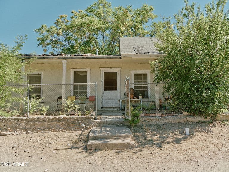 217 W PINAL Street photo 2
