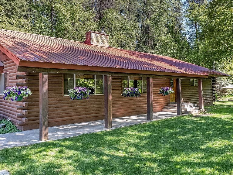 945 Swan River Rd photo 1