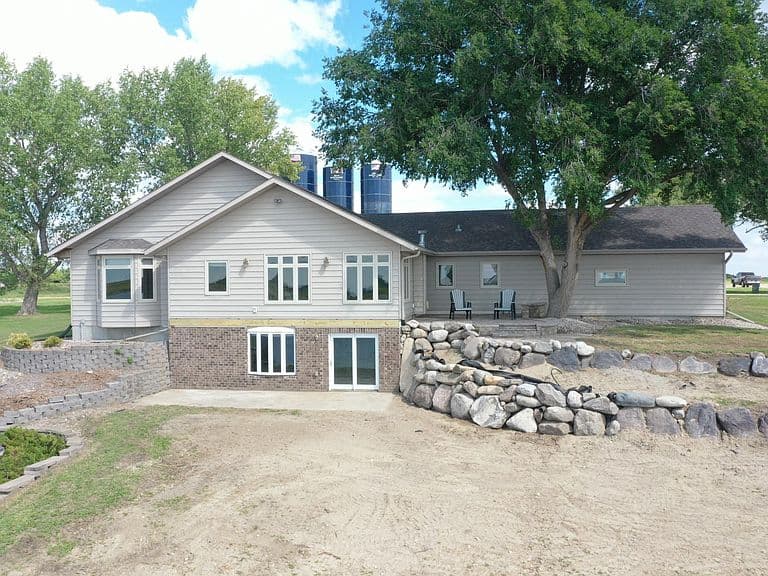 13167 Sunrise Dr photo 1