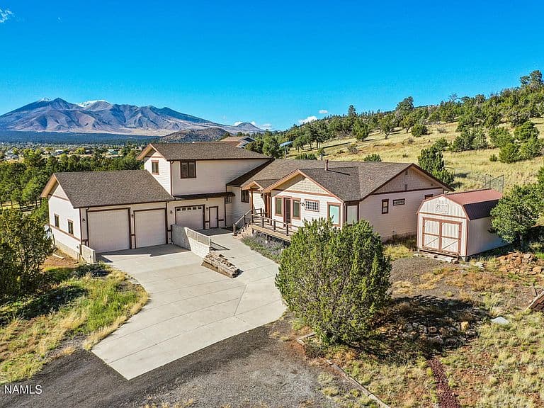 7675 Grace Ct photo 1