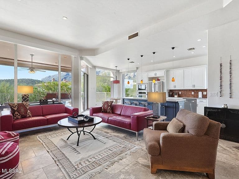 6365 N Ventana View Pl photo 3