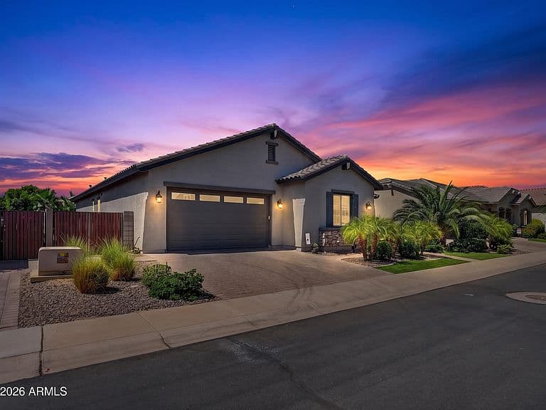 41889 W ARVADA Lane photo 4