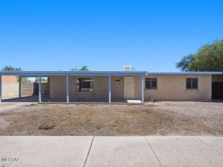 7321 E Tamara Dr photo 1