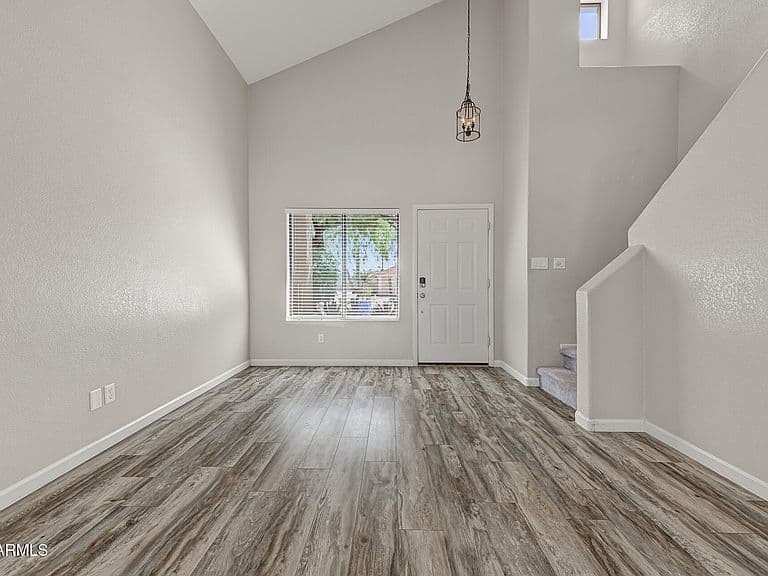 2154 E WILLIAMS Drive photo 4