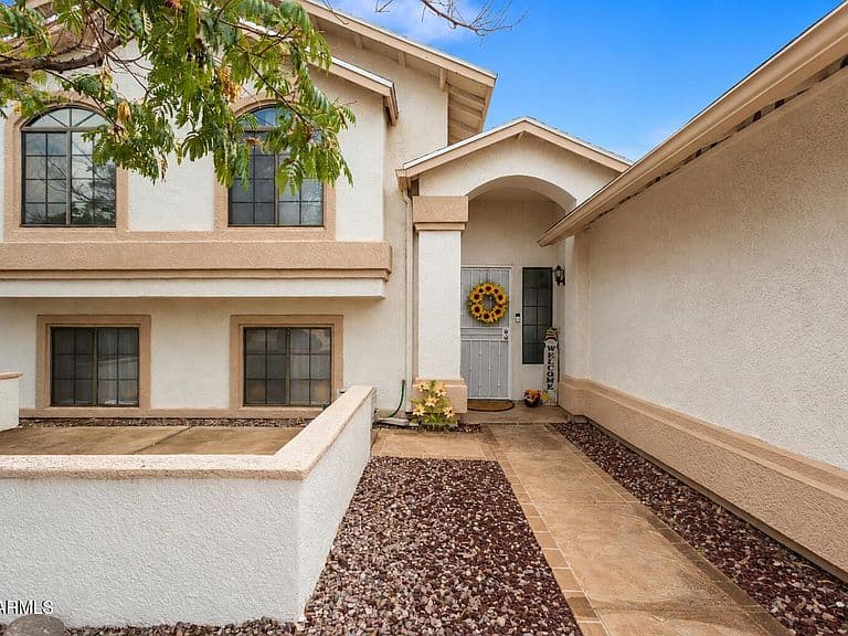 3033 Player Avenue photo 1