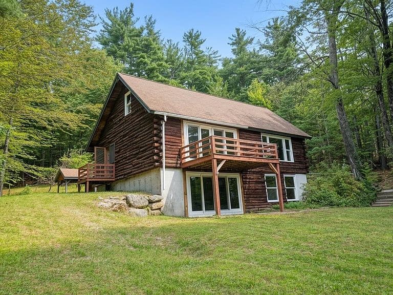 212 Colburn Road photo 2