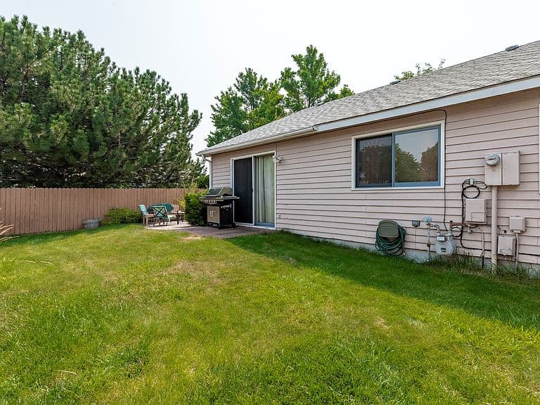 2340 Cottage Ct photo 5
