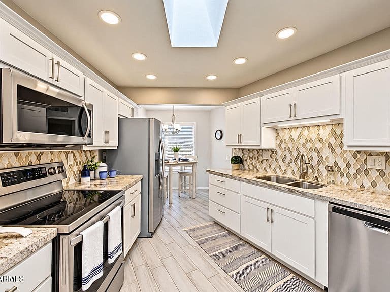 17473 N DEL WEBB Boulevard photo 2