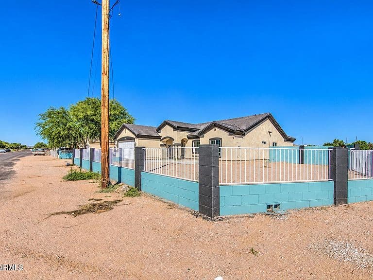 5368 E PREAKNESS Drive photo 4