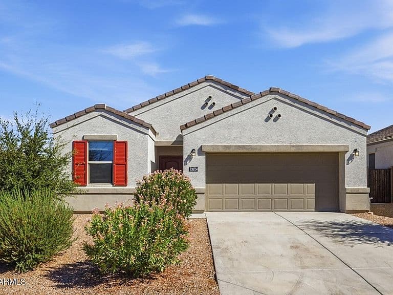 30754 W Picadilly Road photo 1