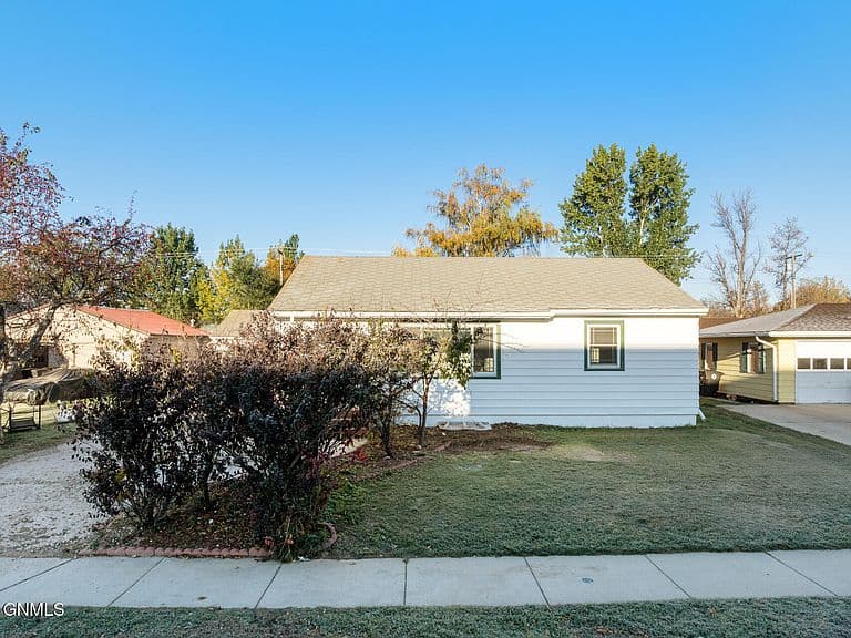302 N Benson St photo 1