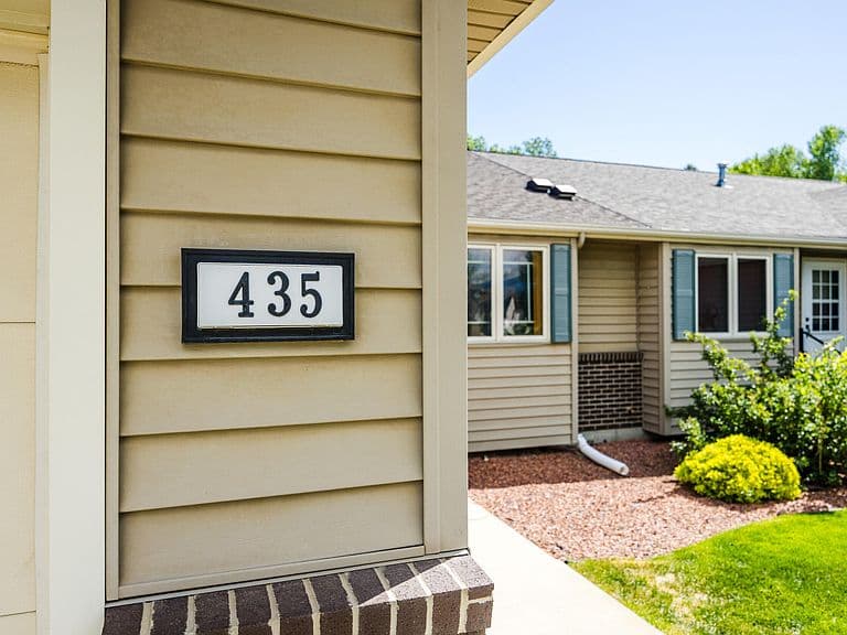 435 Falcon Ridge Dr photo 4