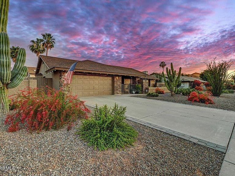 5017 E LE MARCHE Avenue photo 3