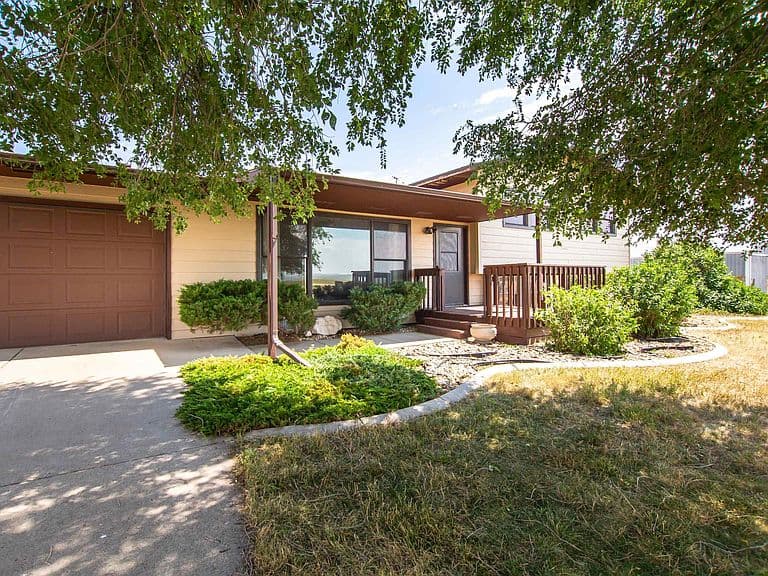 15810 E Highway 44 photo 3