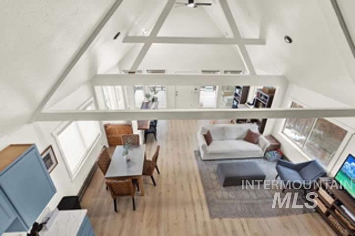 4 Lookout Ct photo 1