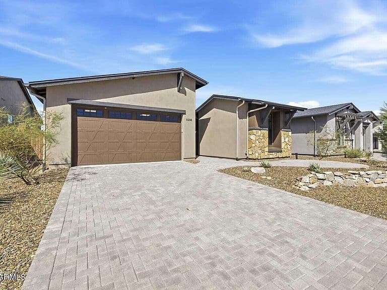5238 TRANQUIL BLUFF Way photo 2