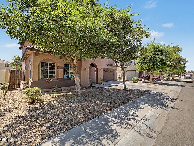 8727 W MAGNOLIA Street photo 4