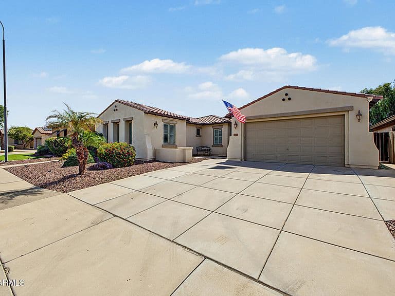 3861 E TONTO Place photo 4
