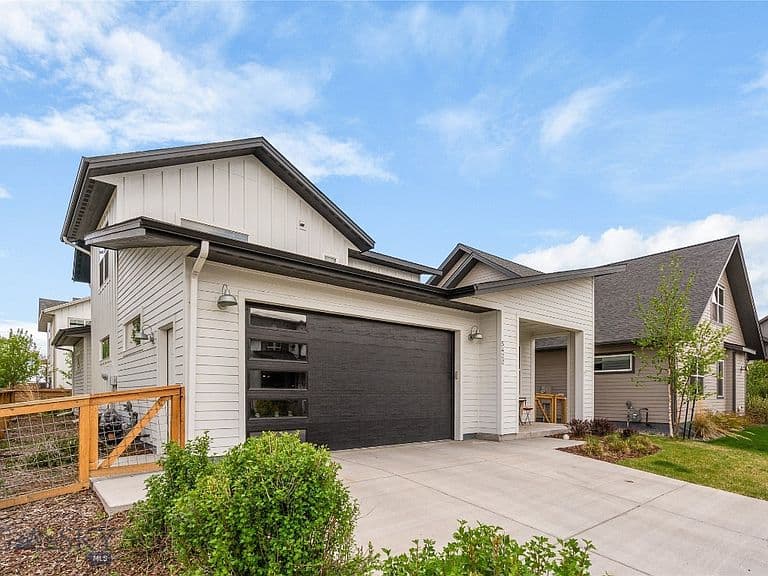5422 Vahl Way photo 1