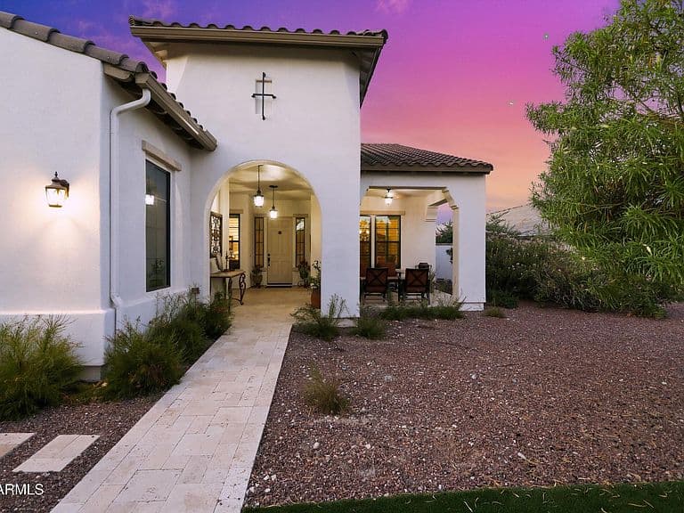 20340 W CRESCENT Drive photo 5