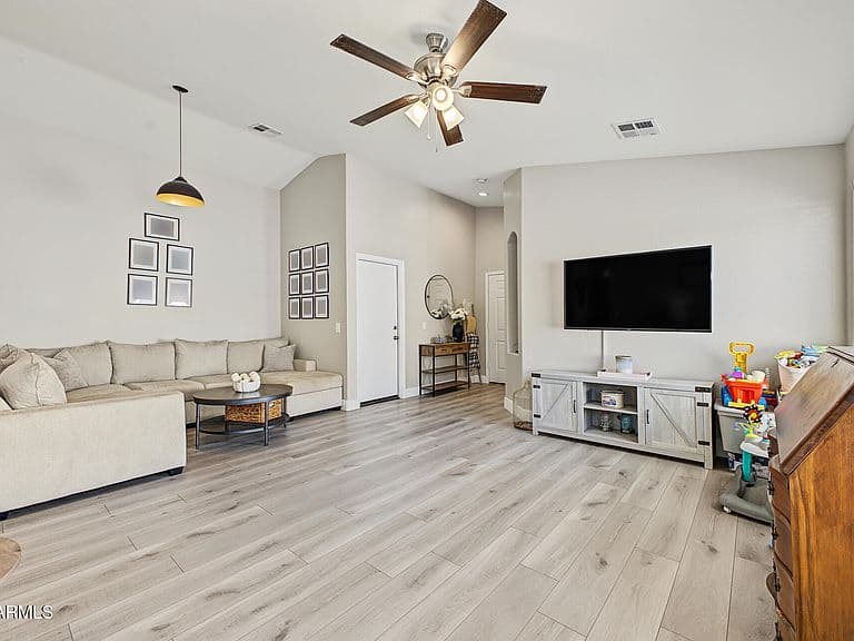 3299 W YELLOW PEAK Drive photo 3