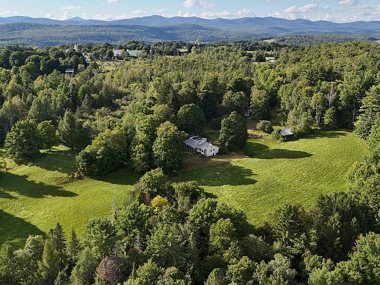 317 Auld Lang Syne Road photo 3