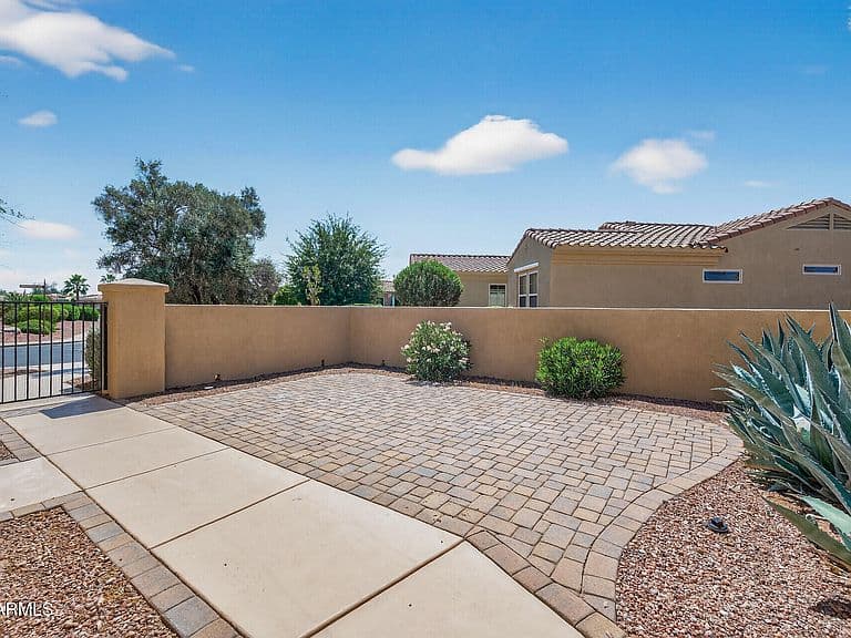 13840 W JUNIPERO Drive photo 4