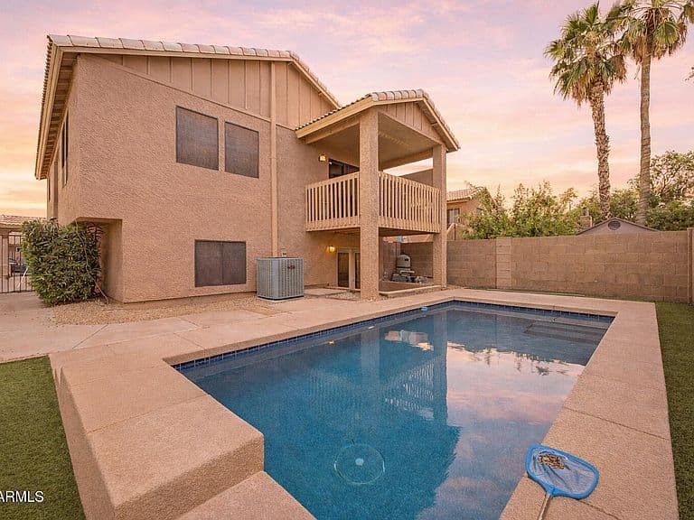 4021 E AMBERWOOD Drive photo 3