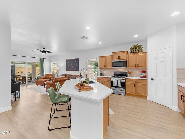 10938 E SOMBRA Circle photo 1